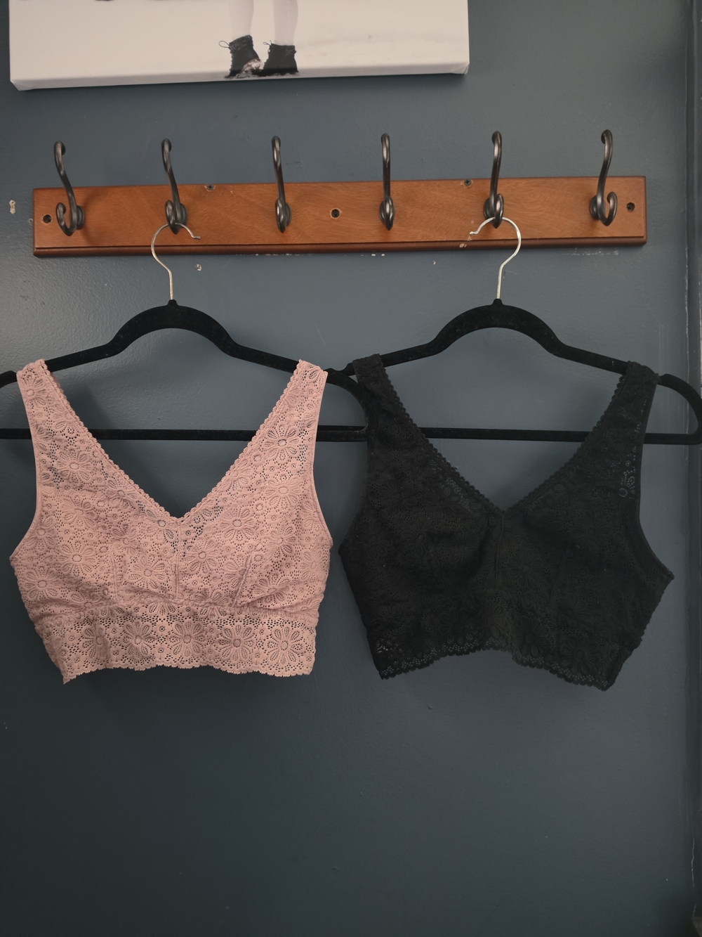 SO Lace Bralette Set in Pink and Black